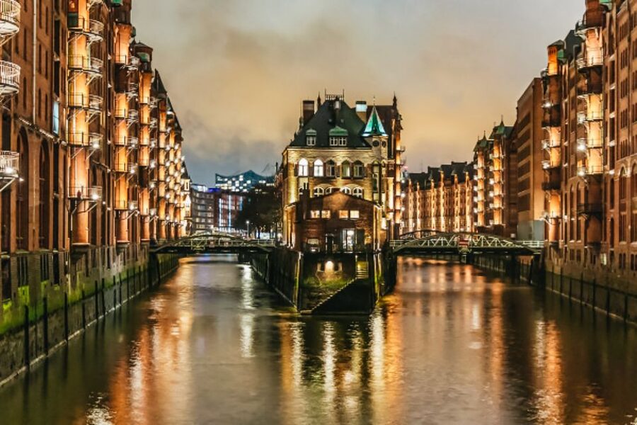 Hamburg: 1.5h Grand Harbor Evening Lights Cruise - Key Things I’d Make Sure You Catch