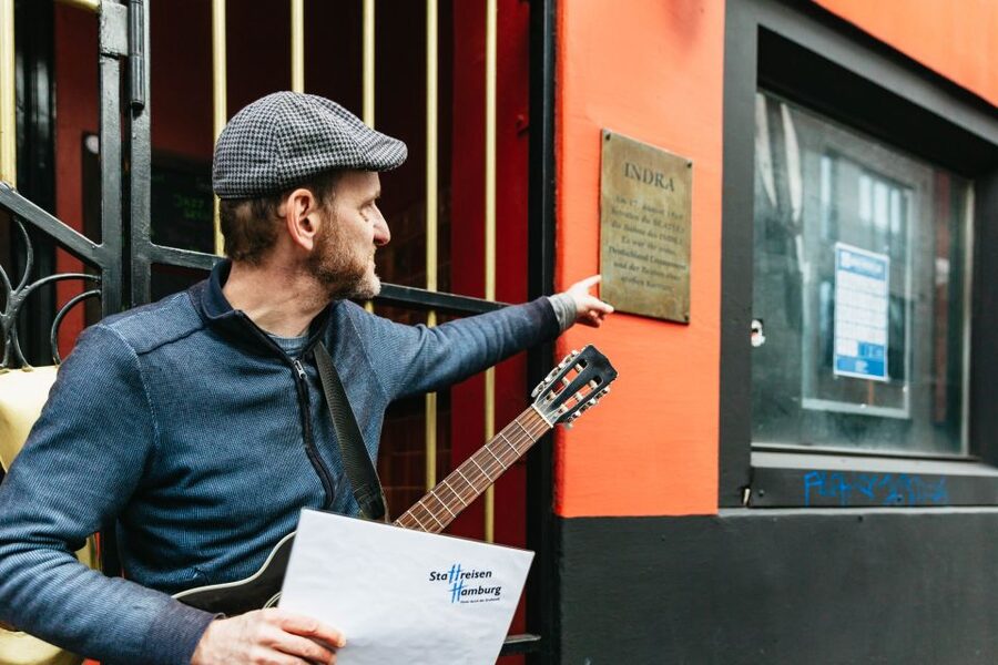 Hamburg: 2.5-Hour Beatles Music Tour - The pub finish: sing-alongs and more Beatles songs