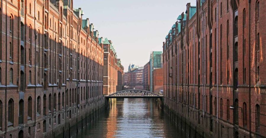 Hamburg: 2.5-Hour Discovery Tour - Key Highlights That Make This Tour Worth Your Time