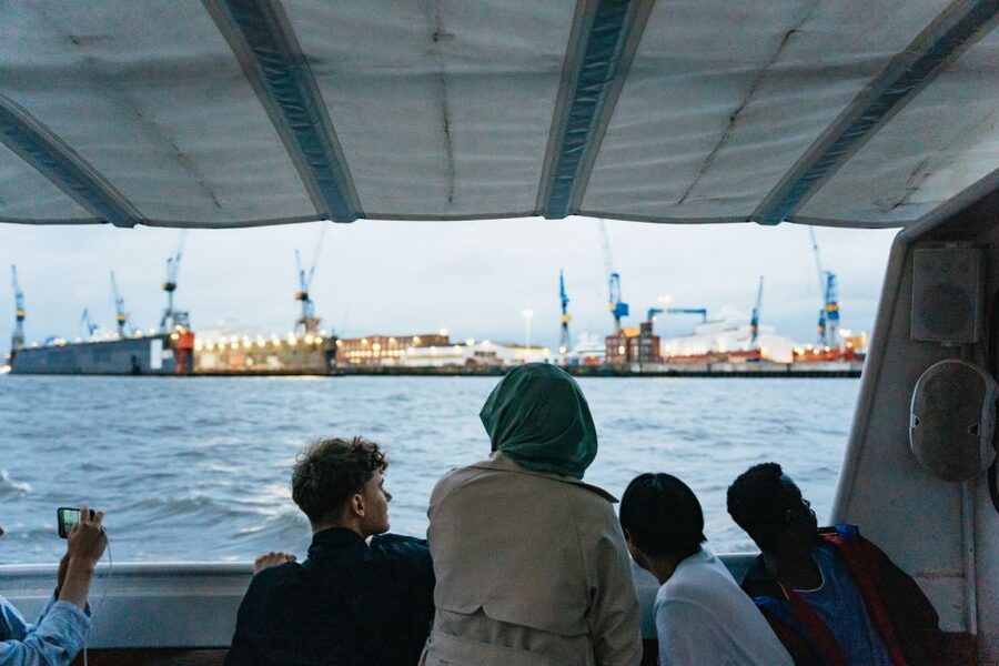 Hamburg: 90-Minute Evening Lights Harbor Cruise - Container Terminals at Night: The Working-Port Reality Check