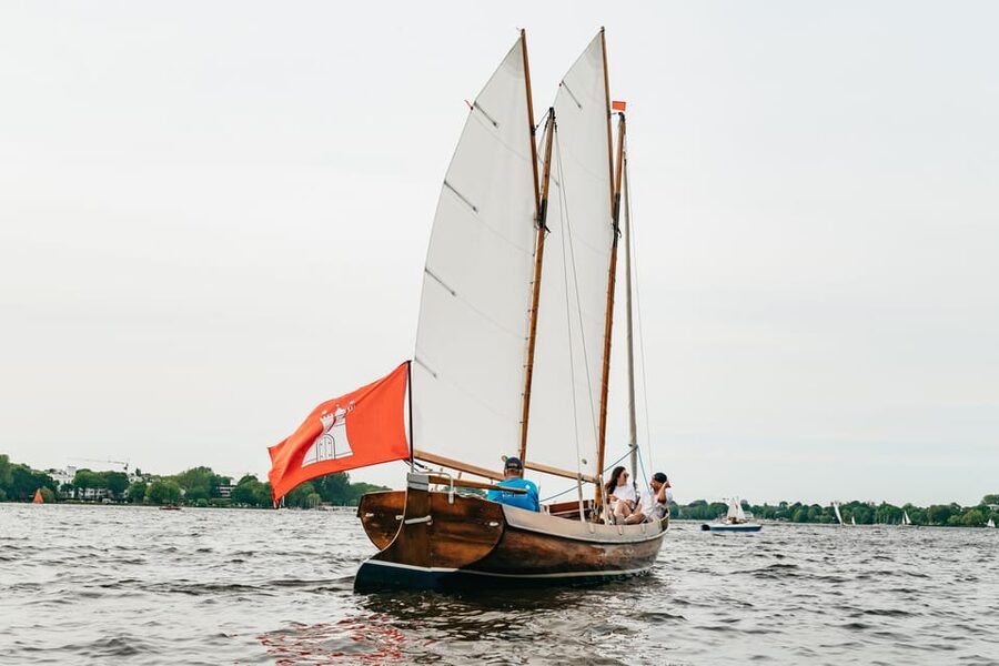 Hamburg: Alster River Sailing Tour on a 2-Masted Sailboat - Key things I think you’ll care about