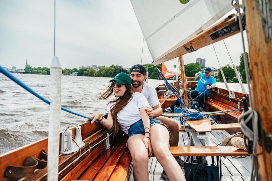 Hamburg: Alster River Sailing Tour on a 2-Masted Sailboat - Price and value: is $45 fair for this kind of sailing?