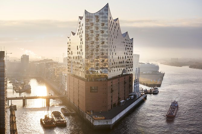 Hamburg CARD - Theater, musicals, and theme attractions for day or night