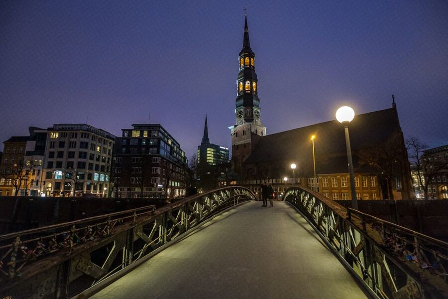 Hamburg: Eerie Speicherstadt Tour - Key things to know before you go