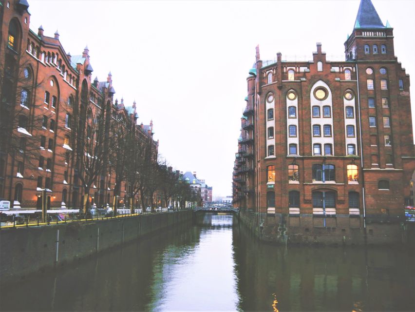 Hamburg: Elbphilharmonie Plaza and HafenCity Food Tour - Elbphilharmonie Plaza, skip-the-line time savings that matter