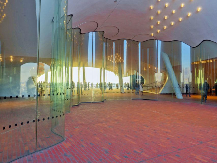 Hamburg: Elbphilharmonie Plaza, Highlights & Surroundings - Riding the longest curved escalator in Europe