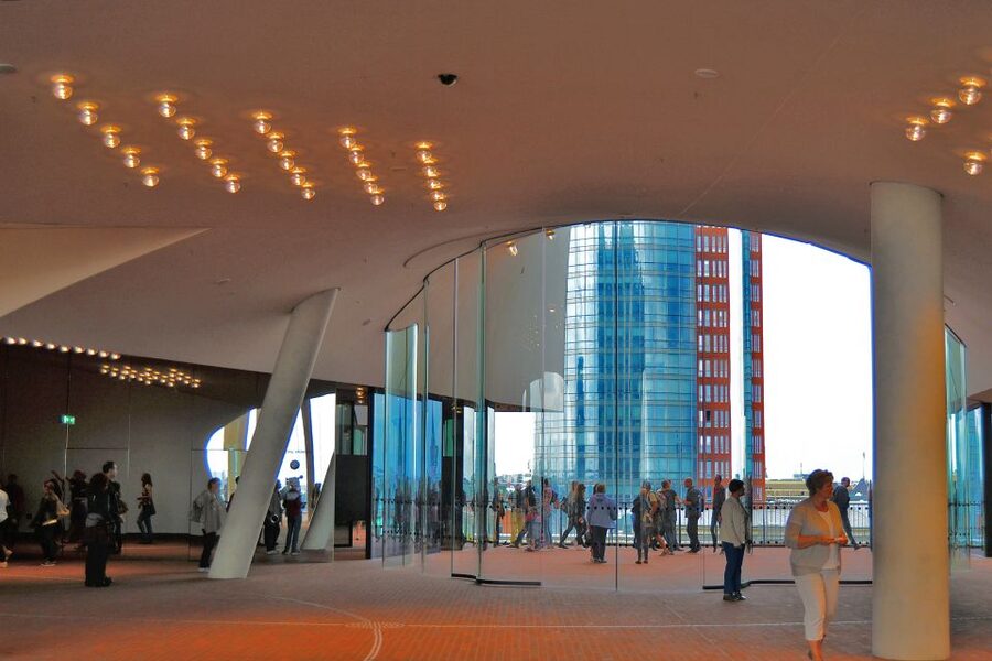 Hamburg: Elbphilharmonie Plaza, Highlights & Surroundings - Who should book this Elbphilharmonie Plaza tour, and who should not