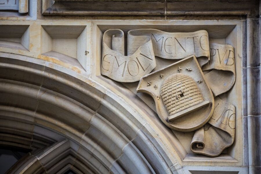 Hamburg - Freemason Walking Tour in German - Should you book this Hamburg Freemason walking tour?