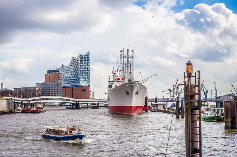 Hamburg: Grand Harbor Tour by Traditional Barge - Who should book this Hamburg harbor cruise