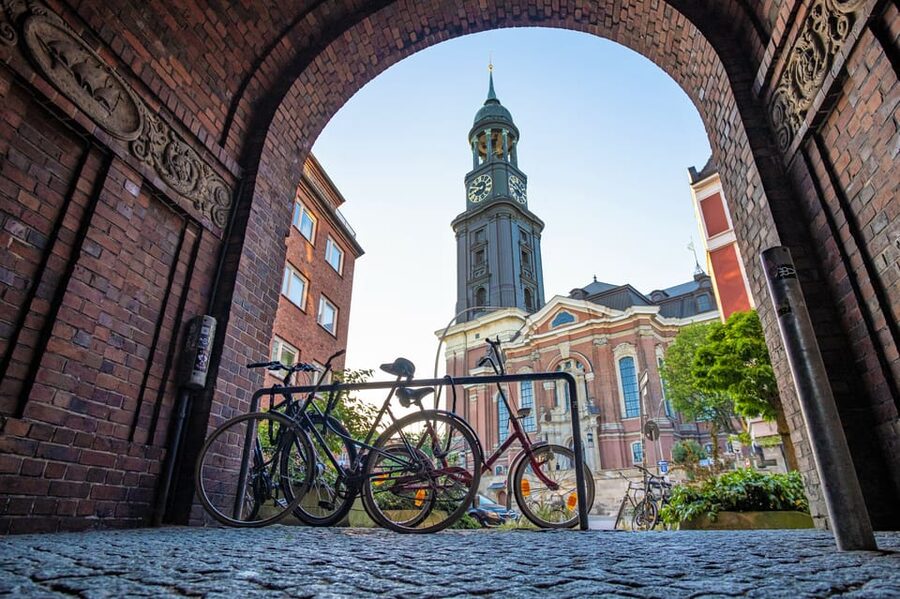 Hamburg: Guided Tour of St. Michael's Church - The crypt legend: the cellar of the Michel