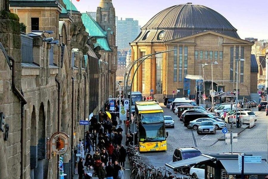 Hamburg: Hop-On Hop-Off Bus Tour Yellow Double Decker - Speicherstadt and Outer Alster, the City in Contrasts