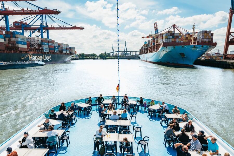 Hamburg: Hop-On Hop-Off Bus with Harbor Cruise - Key things to know before you ride