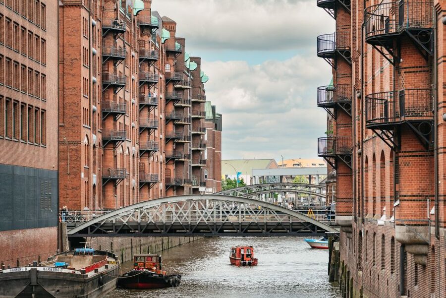 Hamburg: Hop-On Hop-Off Bus with Harbor Cruise - Line A stop-by-stop, what to look for as you ride past