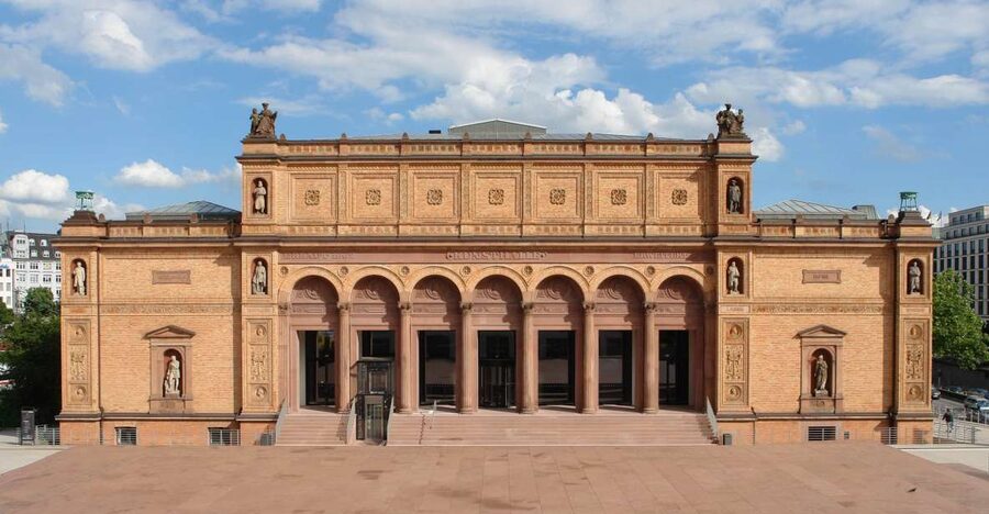 Hamburg: Kunsthalle Entrance Ticket - Caspar David Friedrich’s Wanderer above the sea of fog
