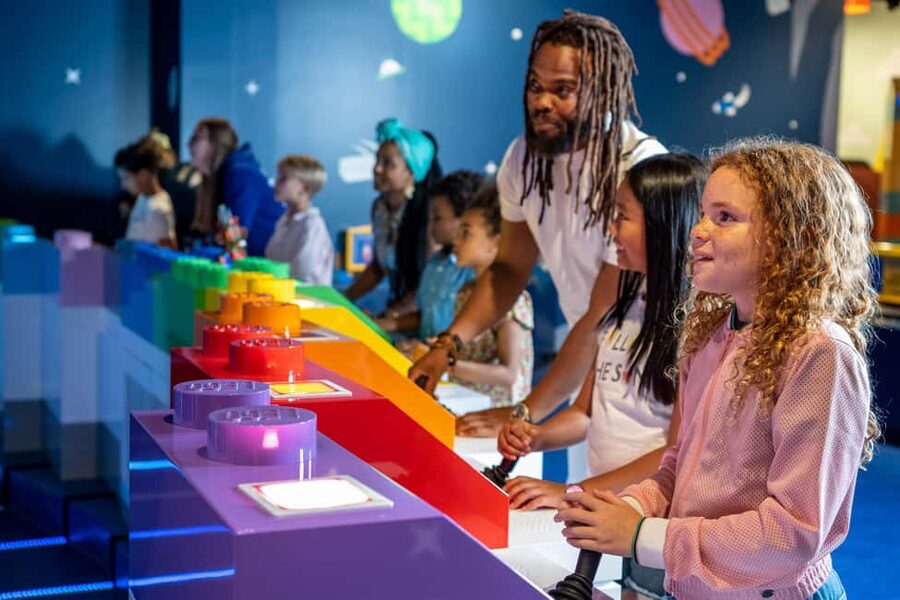 Hamburg: LEGO© Discovery Centre admission ticket - Getting to LEGO Discovery Centre Hamburg (Westfield Überseequartier)