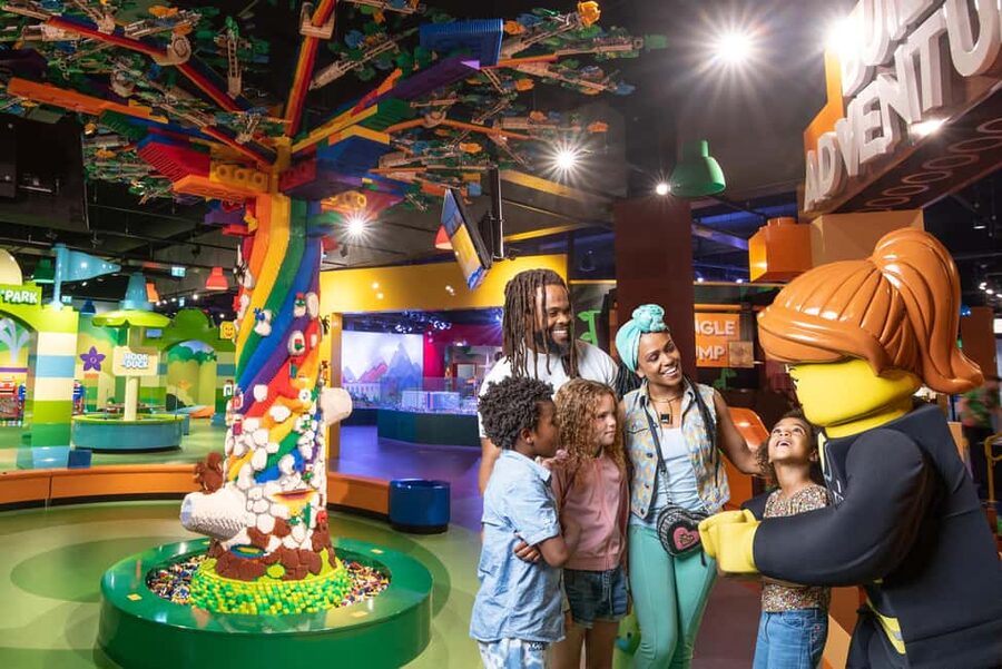 Hamburg: LEGO© Discovery Centre admission ticket - MINI WORLD and the Imagination Express: the big wow factor