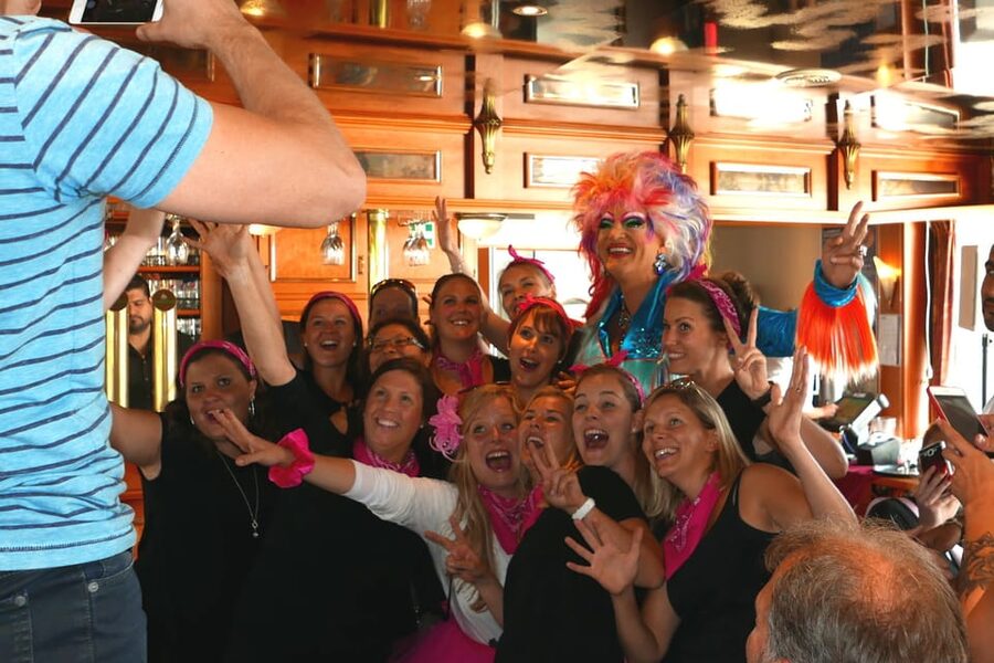 Hamburg: Party Harbor Cruise with Olivia Jones - Practical tips before you go