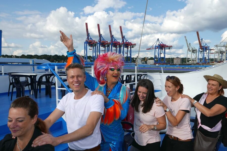 Hamburg: Party Harbor Cruise with Olivia Jones - The onboard vibe: DJ music, sing-alongs, and moving with the group