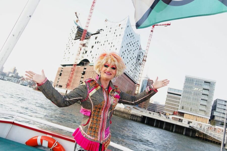 Hamburg: Party Harbor Cruise with Olivia Jones - Price and value: is 48 USD worth it for a 90-minute party?