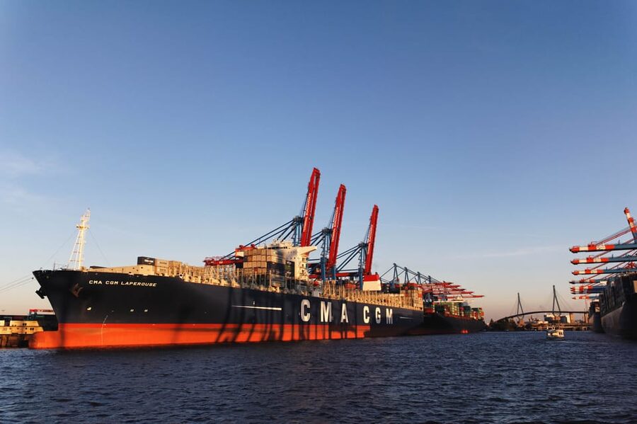 Hamburg: Party Harbor Cruise with Olivia Jones - Who this cruise suits best, and who should pick something else