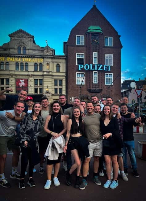 Hamburg: Pubcrawl & Nightlife Tour at St.Pauli - Safety and social energy in St. Pauli, without losing the fun