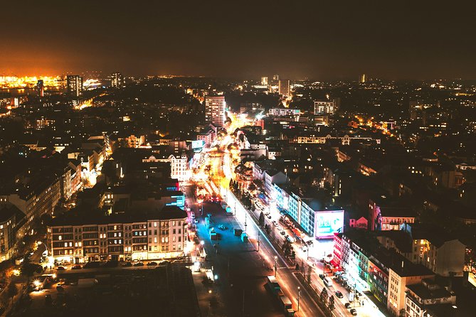 Hamburg Reeperbahn Small-Group Walking Tour - Meeting at Beatles-Platz, and how the route keeps you oriented