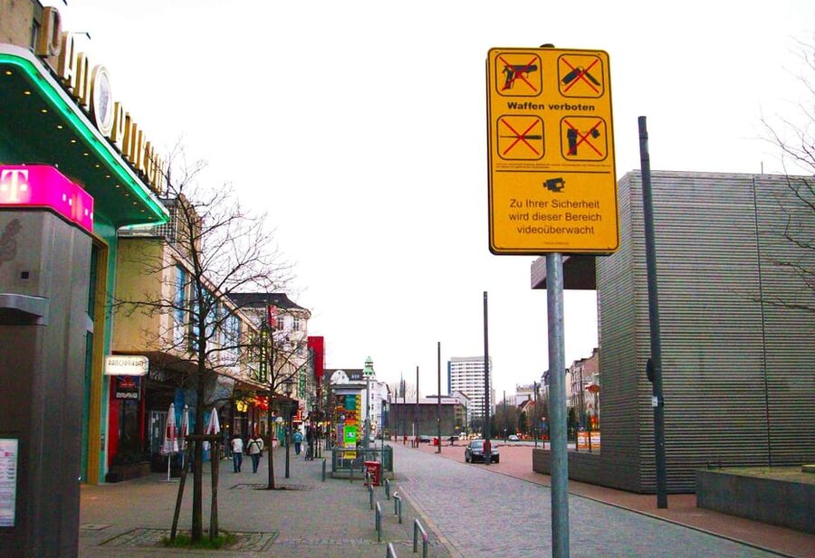Hamburg: Reeperbahn & St. Pauli by Day - St. Pauli in daylight: from harbor area to entertainment district