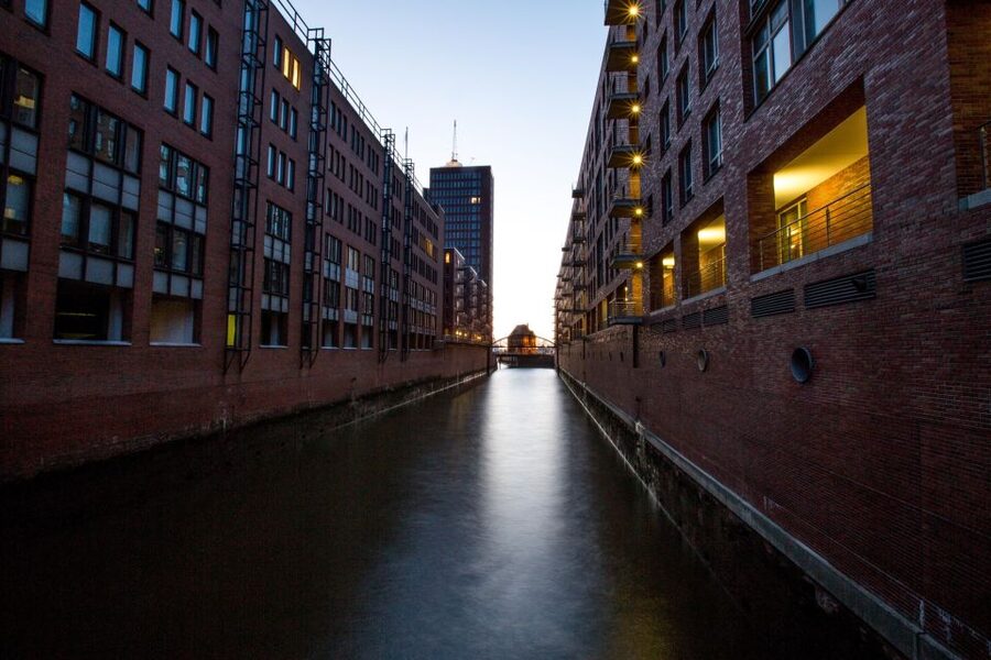 Hamburg: Speicherstadt and HafenCity 2-Hour Tour - Town hall stop and the neo-Gothic architecture eye-opener