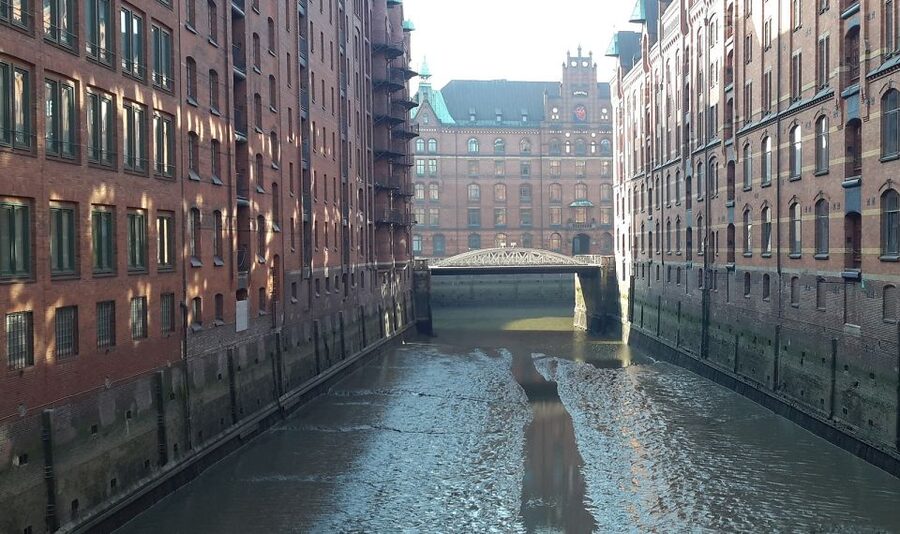 Hamburg: Speicherstadt and Hafencity Guided Tour - Elbphilharmonie First: The Harbor Crown and What to Look For