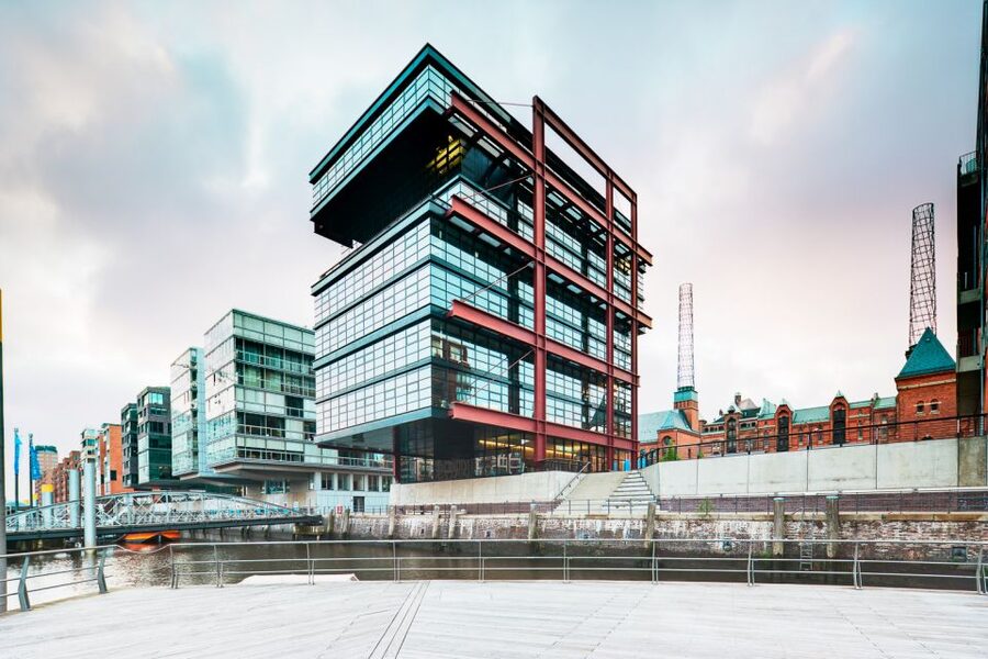 Hamburg: Speicherstadt and HafenCity Tour - Speicherstadt: Hanseatic-era storehouses built for convenience