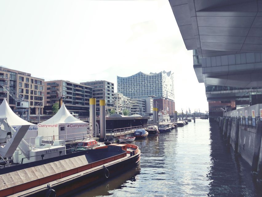 Hamburg: Speicherstadt & HafenCity Tour - Photography plan for a 2-hour walk, without rushing your brain