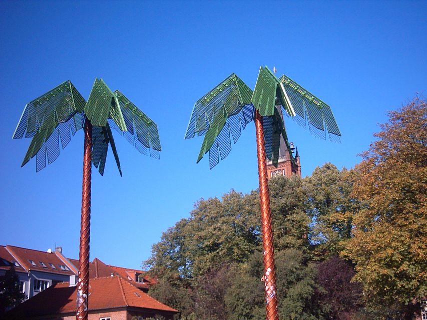 Hamburg: St. Pauli 1.5-Hour Tour - Small groups, local guides, and a pace that works