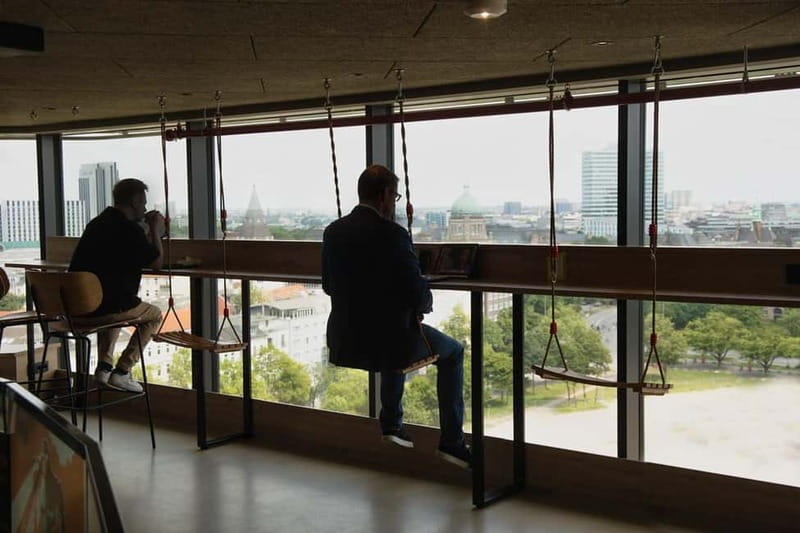 Hamburg: St. Pauli Green Bunker Tour in German - The Rooftop Garden: Plants, Design, and Why It Matters