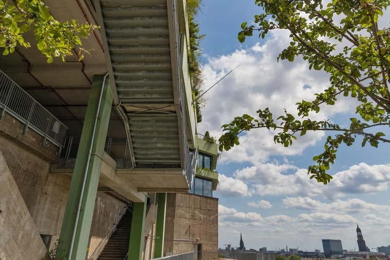 Hamburg: St. Pauli Green Bunker Tour in German - Price and Value: Why 25 USD Can Make Sense