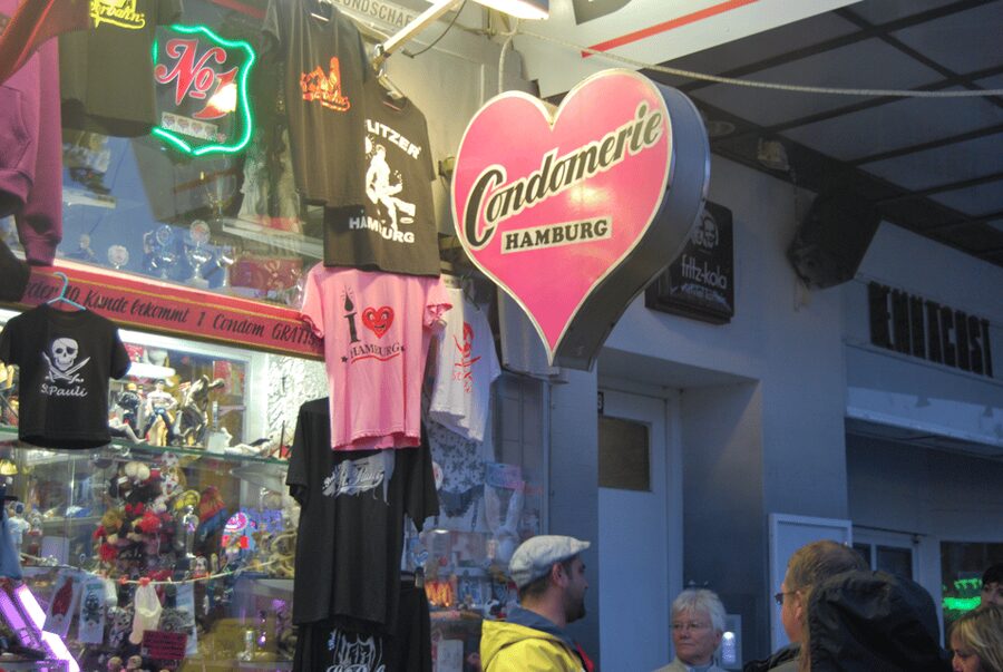 Hamburg: The Ultimate Sex, Drugs, and Hotdog Tour - Who Should Book This Reeperbahn Sex, Drugs, and Hotdog Tour