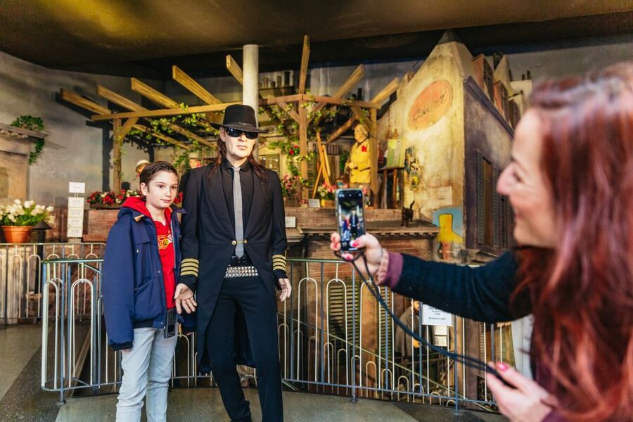 Hamburg: Ticket to the Panoptikum Waxworks - Panoptikum at St. Pauli: a wax museum steps from the action