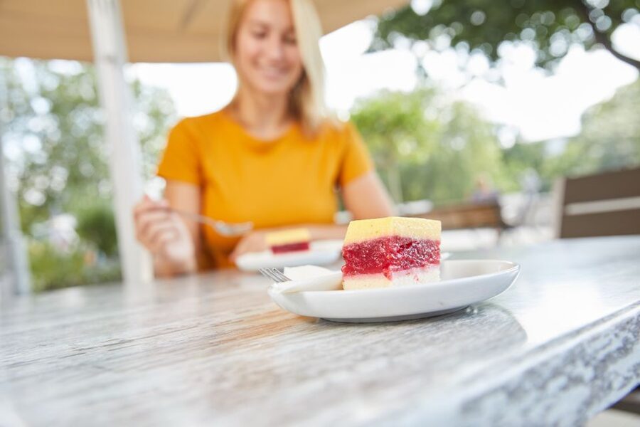 Hannover: Culinary Walking Tour Downtown + Old Town - Price and value for $51, with five tastings built in
