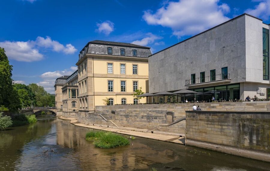Hannover: Guided City Walk - Start at the Tourist Information, then let the guide do the heavy lifting