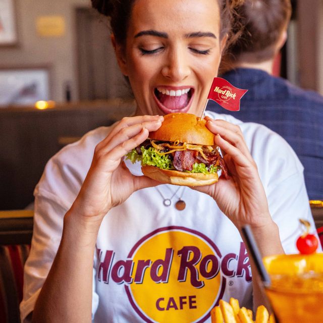 Hard Rock Cafe Berlin with Set Menu for Lunch or Dinner - Hard Rock Cafe Berlin on Kurfurstendamm: what your ticket really buys
