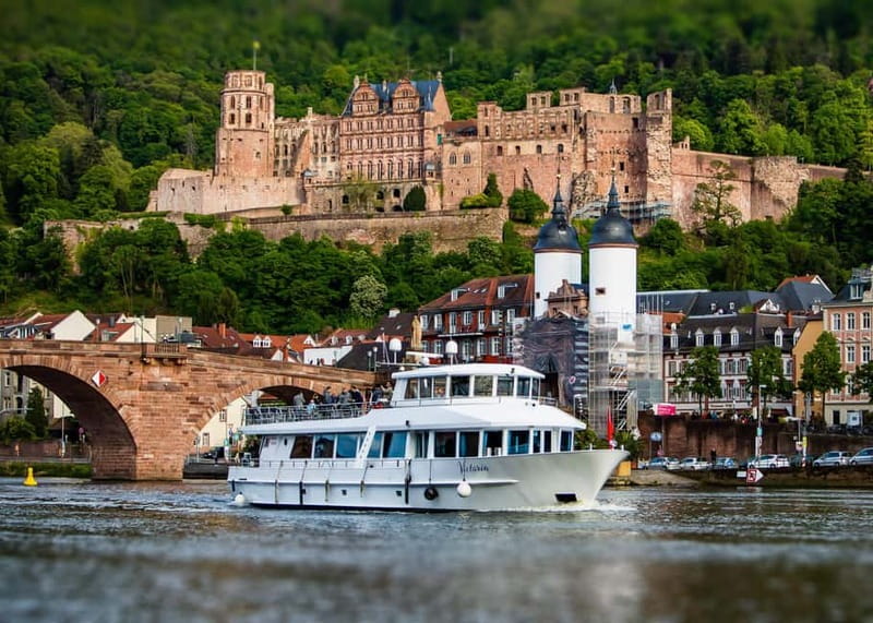Heidelberg: Neckar River Sightseeing Boat Tour with Drink - Deck choice, weather comfort, and where to sit