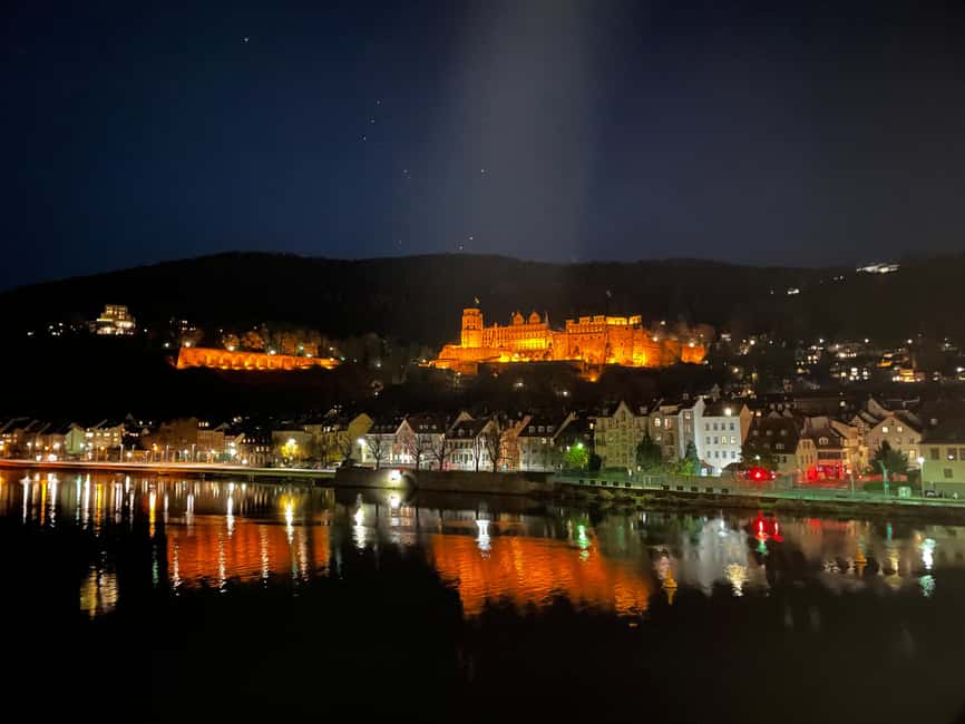 Heidelberg: Pub crawl through the old town, drinks included - Starting at the market square fountain, then walking Old Heidelberg