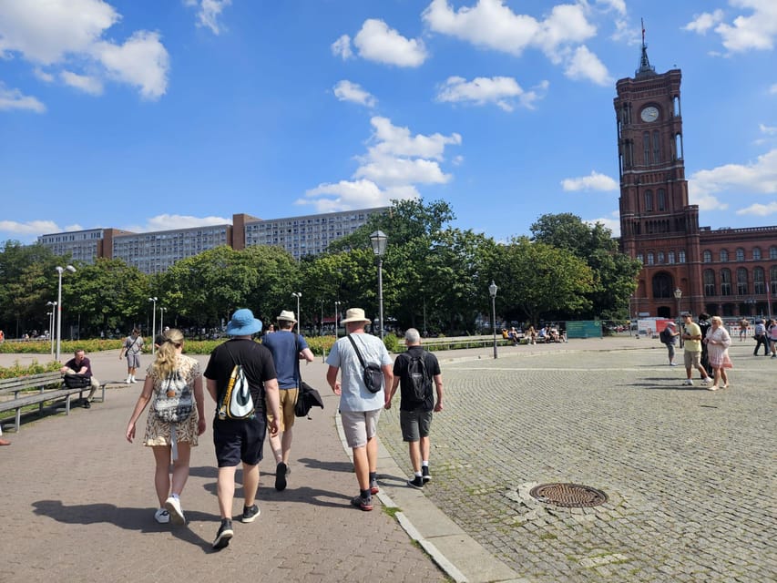 Historic Berlin Pubs & History Tour - Marienkirche and Alexanderplatz, then Rotes Rathaus