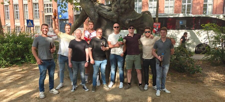 Historic Berlin Pubs & History Tour - Old City Hall, Klosterruine, and a secret beer stop