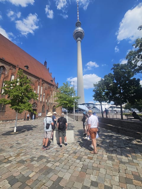 Historic Berlin Pubs & History Tour - Final beer stop and the short walk back to Karl-Liebknecht-Str.