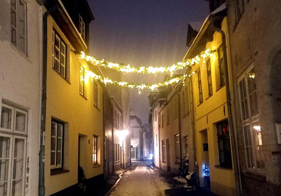 Historic Christmas tour of Lübeck - Practical Tips for Cobblestones, Cold Weather, and Staying Comfortable