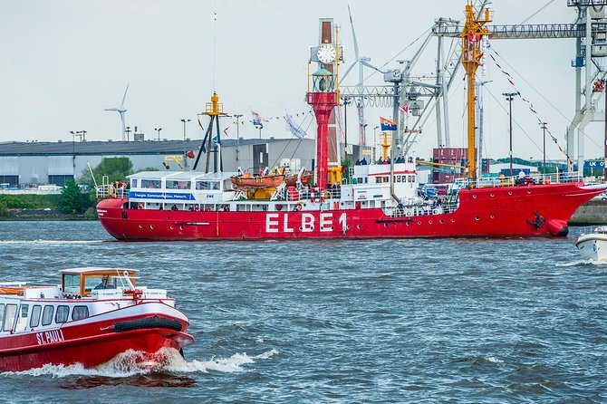 Hop-on hop-off on the water with the Maritime Circle Line in Hamburg - Price and what you actually get for $24.03