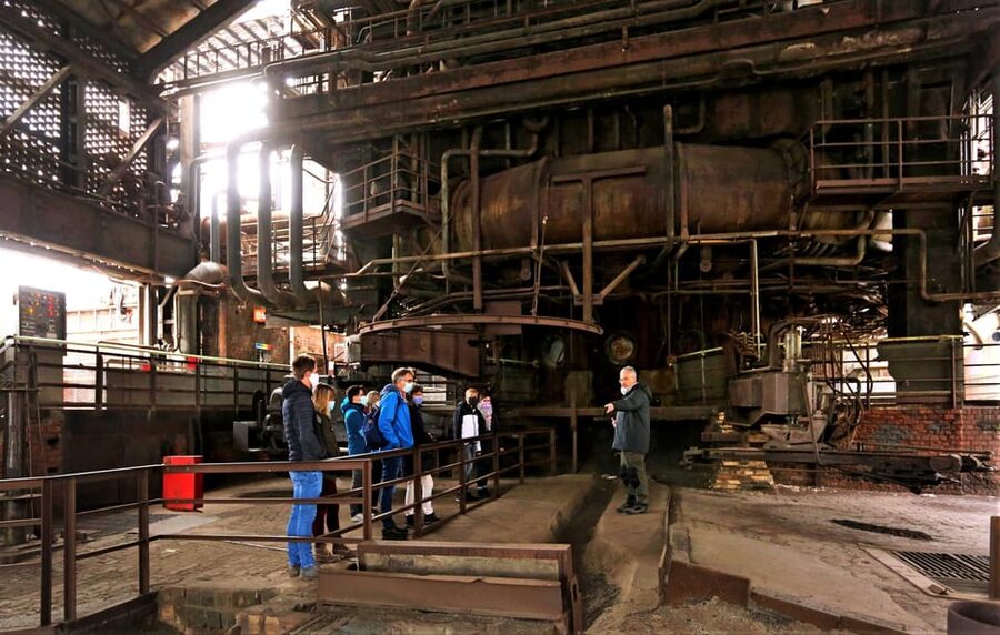 Hut tour Duisburg-Nord Landscape Park - The Path of the Iron, from Gout to Torpedo Ladle Car