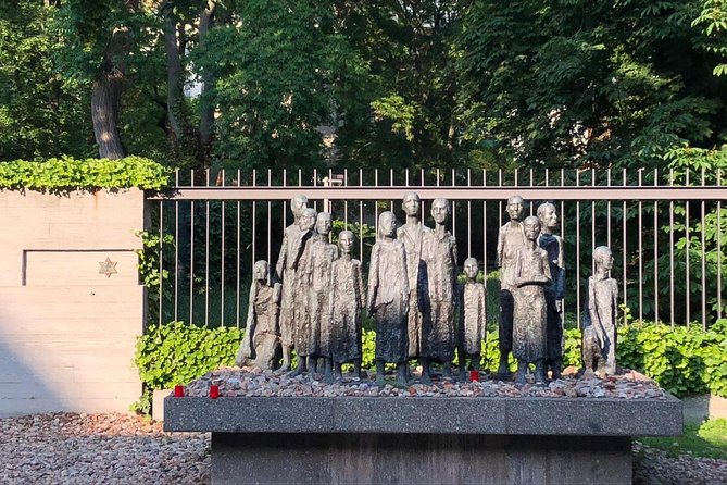 Jewish Berlin: Walking tour The Old Jewish Quarter (private 3 Hours tour) - Stop-by-stop: what each landmark teaches you