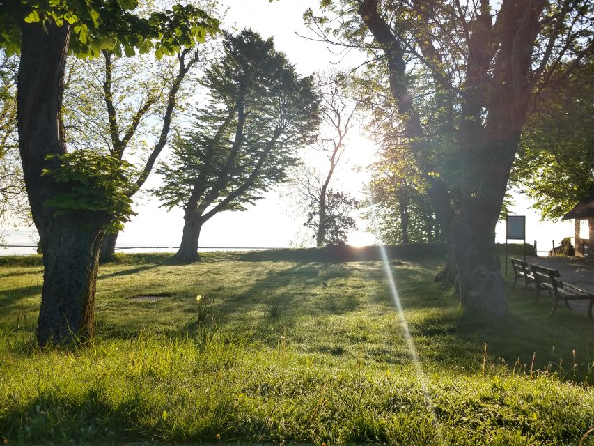 Keitum: Guided Village Walking Tour - Harhoog and Tipkenhoog: Stone-Age burial mounds with context