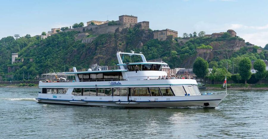 Koblenz: Old Town Sightseeing Cruise along the Rhine - How the Rhine cruise reframes Koblenz Old Town